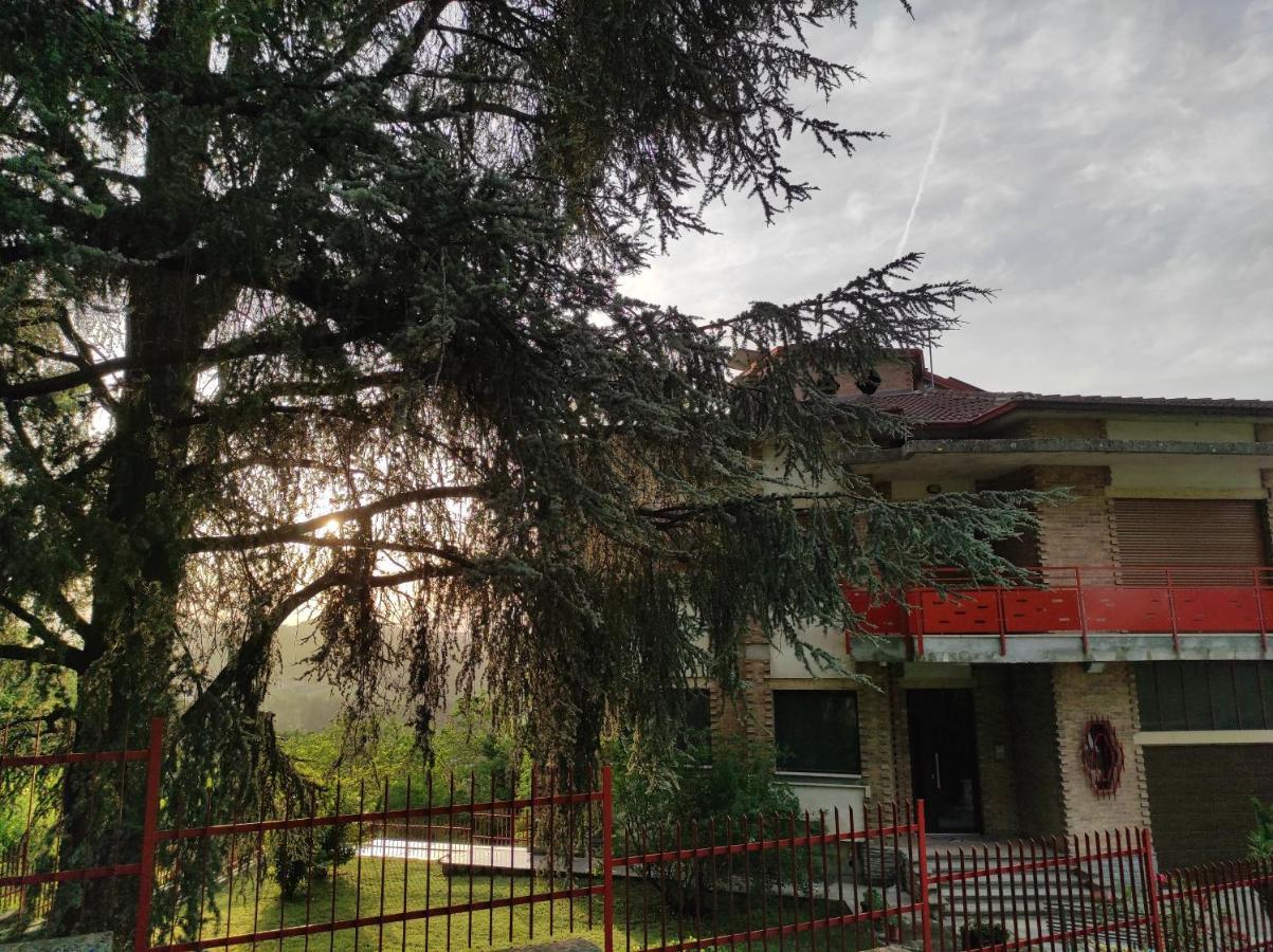 Oasi Del Monferrato - Appartamento Rosso Mombercelli Exterior photo